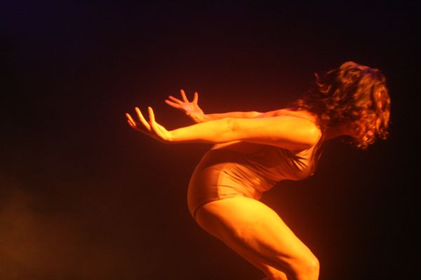 A bailarina Ivna Messina em seu espetáculo 