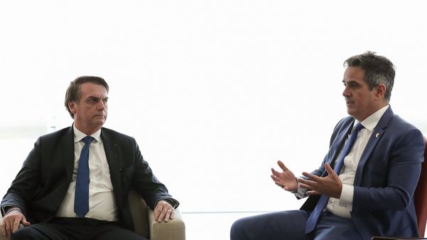 Jair Bolsonaro e senador Ciro Nogueira em reunião ainda em 2019