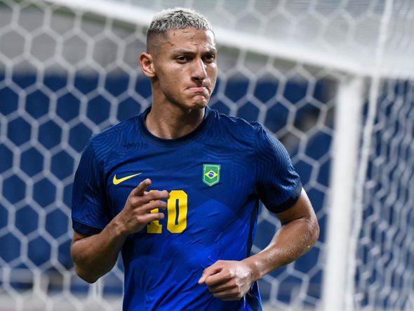 Brasil e Arábia Saudita no estádio de Saitama, pela terceira rodada da fase de grupos das Olimpíadas por Vitor Jubini
