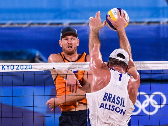 Alison e Álvaro fecharam primeira fase com 2 a 0 sobre holandeses por Vitor Jubini