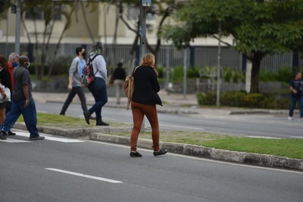 Frente fria fez o capi8xaba tirar o casaco do armário por Rodrigo Gavini
