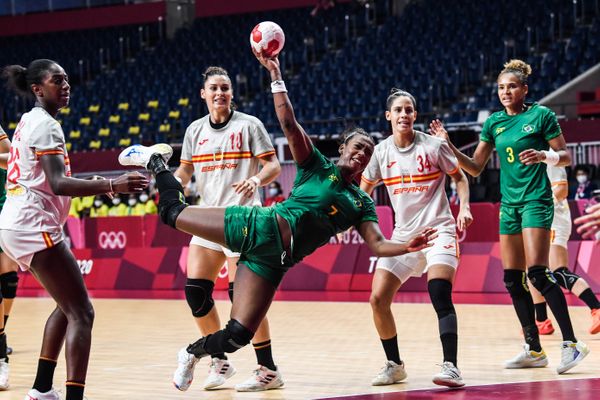 Seleção de handebol perde para a Espanha na terceira rodada em Tóquio por Vitor Jubini