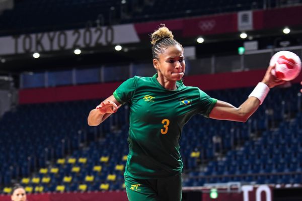 Seleção de handebol perde para a Espanha na terceira rodada em Tóquio