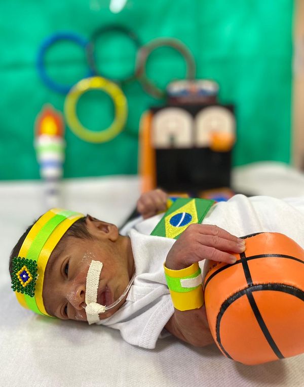 Bebês de UTI se fantasiam para lembrar Olímpiadas por Hospital e Maternidade São José / Divulgação 
