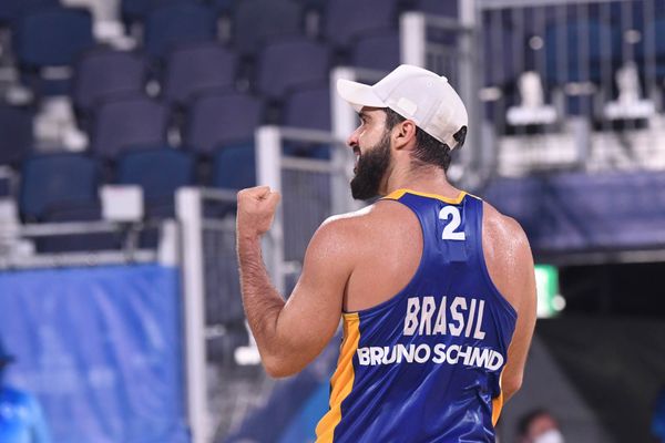 Bruno e Evandro venceram os poloneses e avançaram para as oitavas no vôlei de praia em Tóquio por Vitor Jubini