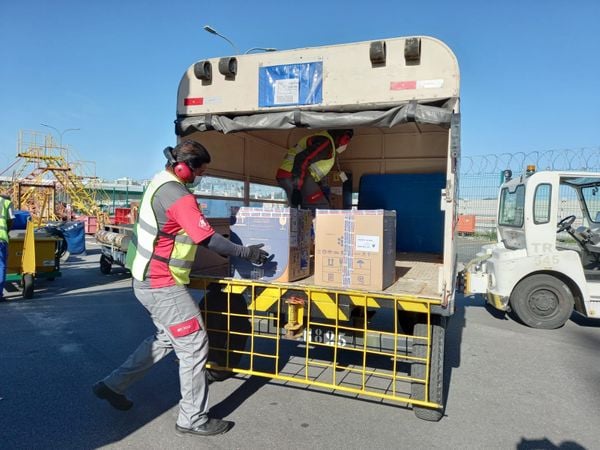 63.180 doses da Pfizer chegam ao ES por Ministério da Saúde