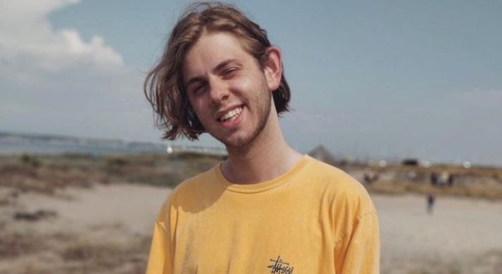 Albert Dyrlund despencou de uma altura de cerca de 200 metros durante gravação para seu YouTube na Itália