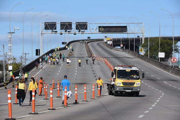 Acessos à Terceira Ponte foram fechados por conta da manifestação por Carlos Alberto Silva