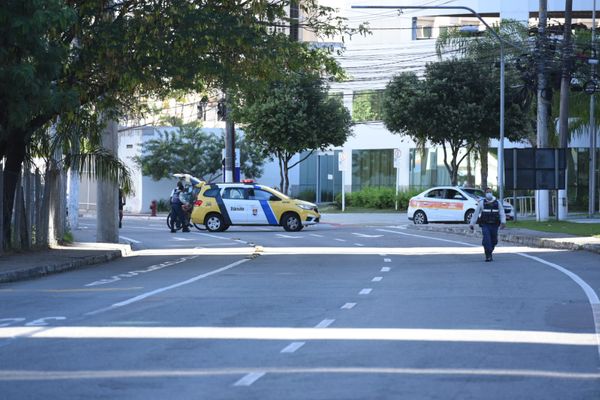 Acessos à Terceira Ponte foram fechados por conta da manifestação por Carlos Alberto Silva