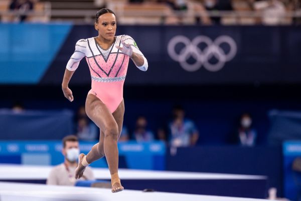 Rebeca conquistou a medalha de ouro no salto