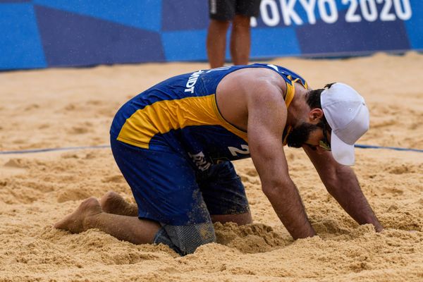 A dupla de vôlei de praia Bruno Schmidt perde para dupla letã e é eliminada das olimpíadas de Tóquio nas oitavas de final do torneiro por Vitor Jubini