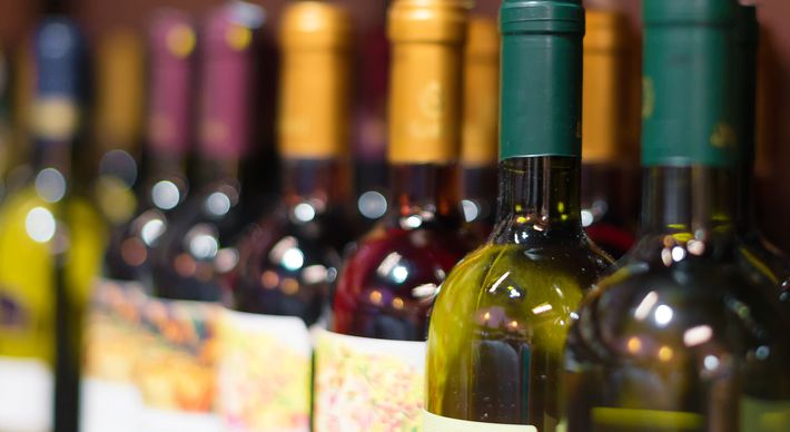 Cava, vinho laranja, rosé francês e tinto clássico português estão na lista, que traz sugestões de produtos para agradar as enófilas