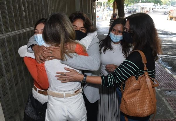 Rita Camata chega ao Fórum Criminal de Vitória para julgamento do assassino de Gerson Camata por Carlos Alberto Silva