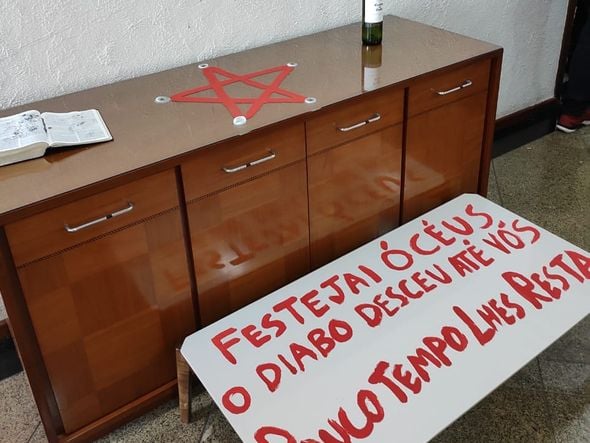 Crime em família: imagens mostram cenário de crime em Vila Velha por Reprodução / TV Gazeta