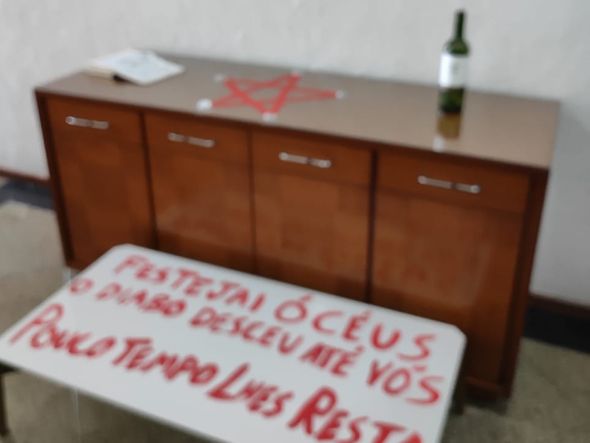 Crime em família: imagens mostram cenário de crime em Vila Velha por Reprodução / TV Gazeta
