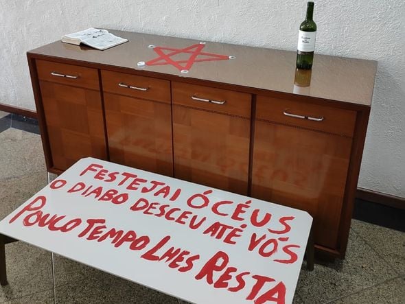 Crime em família: imagens mostram cenário de crime em Vila Velha por Reprodução / TV Gazeta