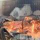 Imagem - Vídeo: incêndio atinge madeireira na BR 101, na Serra