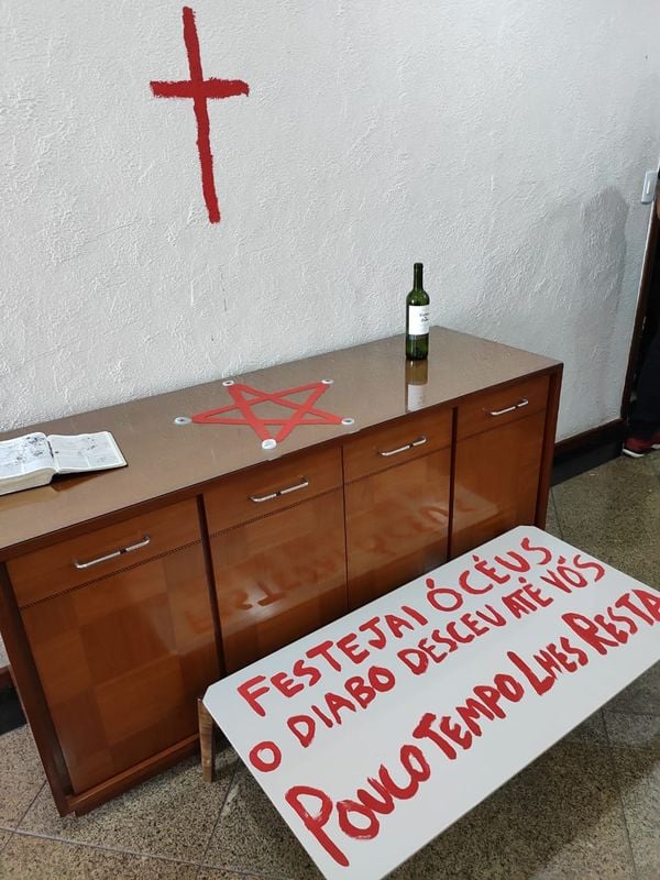 Crime em família: imagens mostram cenário de crime em Vila Velha por Reprodução / TV Gazeta