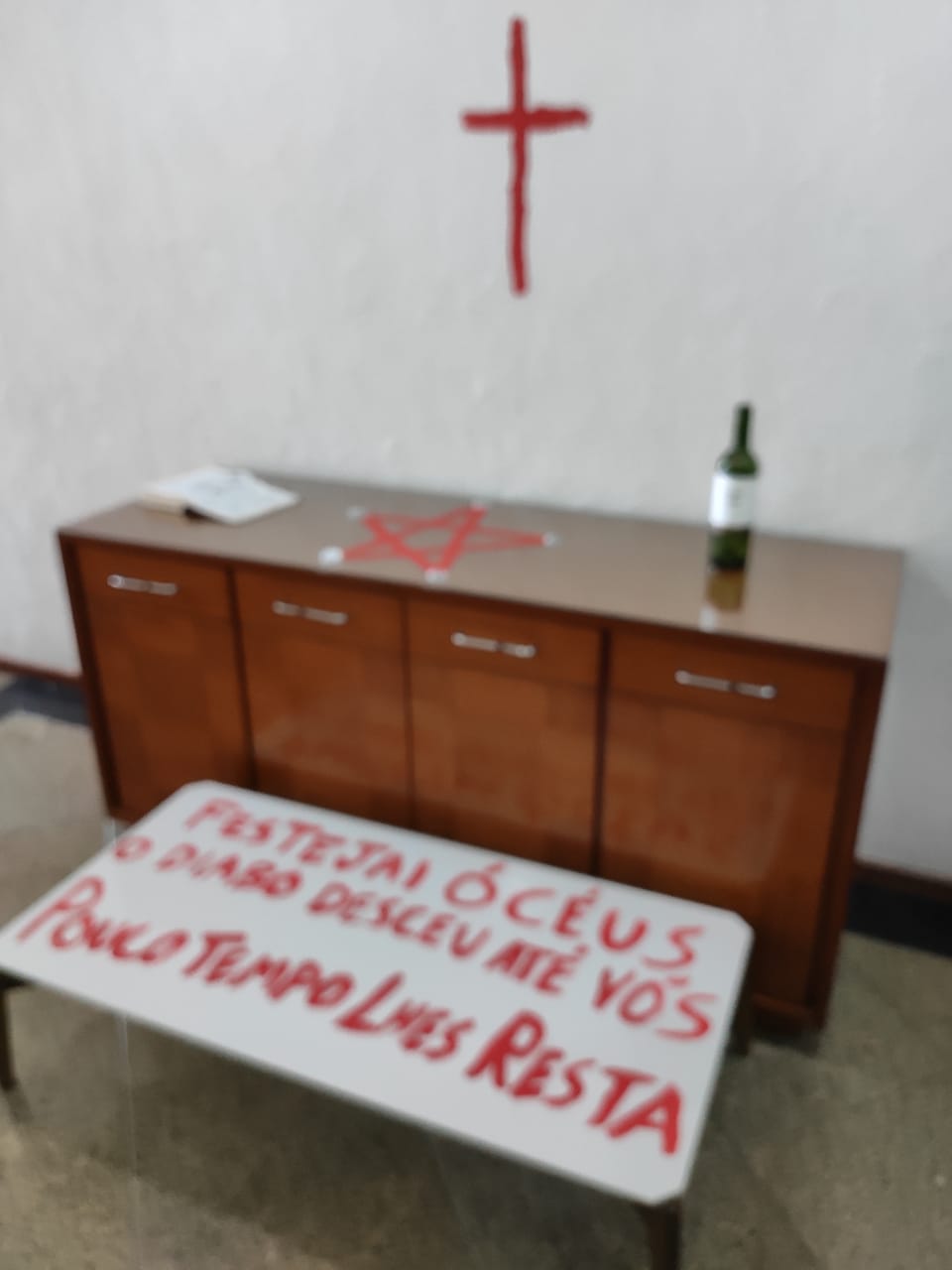 Crime em família: imagens mostram cenas de ritual satânico em Vila Velha
