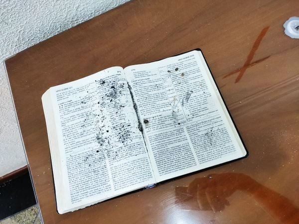 Crime em família: imagens mostram cenário de crime em Vila Velha por Reprodução / TV Gazeta