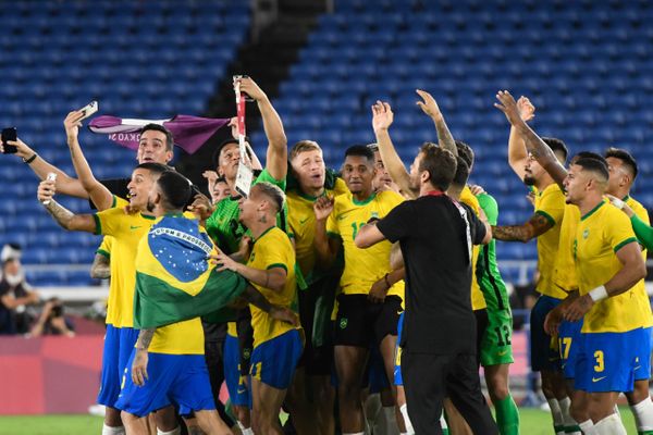 Brasil vence a Espanha e fatura a medalha de ouro nas Olimpíadas de Tóquio por Vitor Jubini
