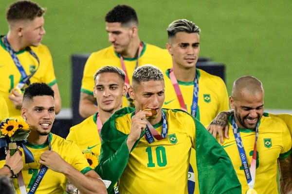 Brasil vence a Espanha e fatura a medalha de ouro nas Olimpíadas de Tóquio por Vitor Jubini