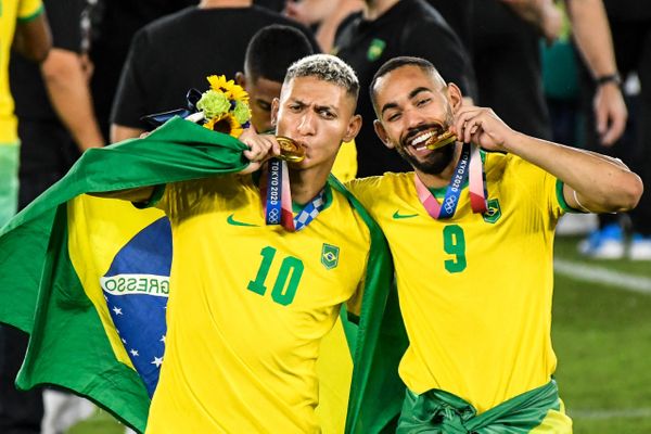 Brasil vence a Espanha e fatura a medalha de ouro nas Olimpíadas de Tóquio por Vitor Jubini