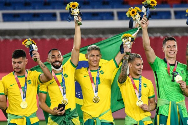 Brasil vence a Espanha e fatura a medalha de ouro nas Olimpíadas de Tóquio por Vitor Jubini