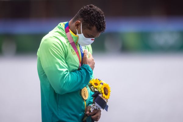 Isaquias Queiroz levou o ouro na canoagem de velocidade em Tóquio por Miriam Jeske/COB