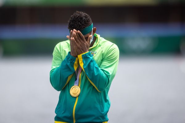 Isaquias Queiroz levou o ouro na canoagem de velocidade em Tóquio por Miriam Jeske/COB