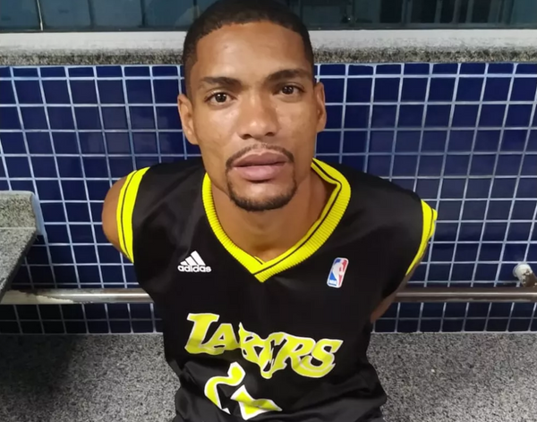 Preso com arma e drogas usava tornozeleira eletrônica