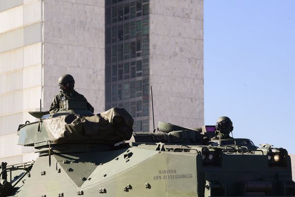 Desfile Militar em frente ao Congresso por Pedro França/Agência Senado