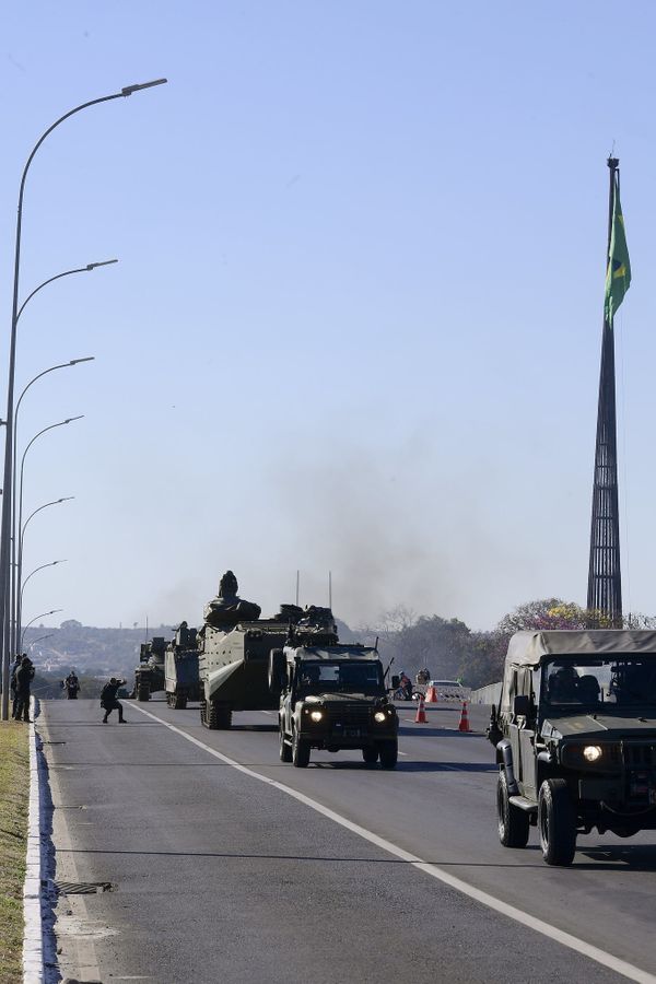 Desfile Militar em frente ao Congresso por Pedro França/Agência Senado