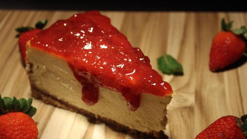 Cheesecake de morango do ateliê de doces Say Cheese, em Vitória