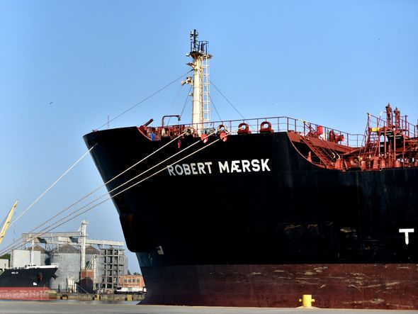 Após quarentena, navio Robert Maersk deixou o Porto de Vitória no dia 12 de agosto de 2021 por Fernando Madeira