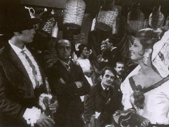 1963 - Glória Menezes com Tarcísio Meira em cena de 2-5499 Ocupado, primeira telenovela diária  por Divulgação/Arquivo A Gazeta