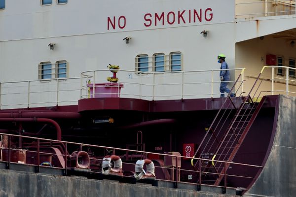 Após quarentena, navio Robert Maersk deixou o Porto de Vitória no dia 12 de agosto de 2021 por Fernando Madeira