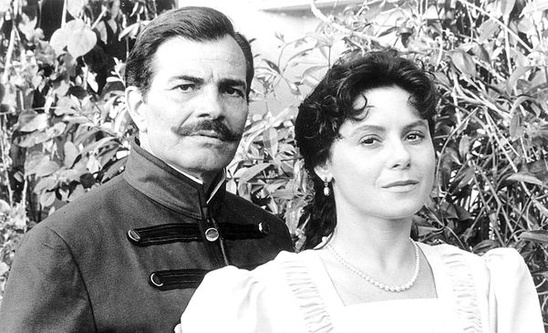 2005 - Seriado Desejo. Tarcísio Meira e Vera Fischer como Euclides cunha e Ana de Assis  por TV Globo/Arquivo A Gazeta