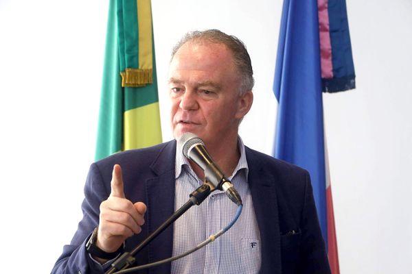 Governador Renato Casagrande discursa durante anúncio da reestruturação do serviço de Segurança Pública