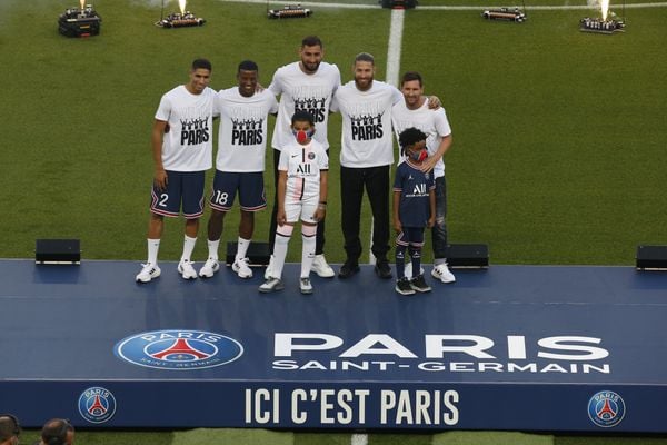 Apresentação de Messi, Sergio Ramos e outros reforços no PSG