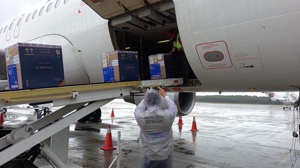 O Estado vai receber duas remessas que totalizarão mais de 200 mil doses de vacinas contra a Covid-19