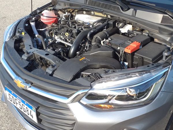 A Gazeta  Produção do Chevrolet Onix na versão “top” Premier 2 Turbo é  retomada