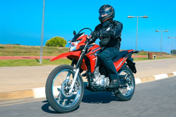 Honda NXR 160 Bros ganha série especial na linha 2020