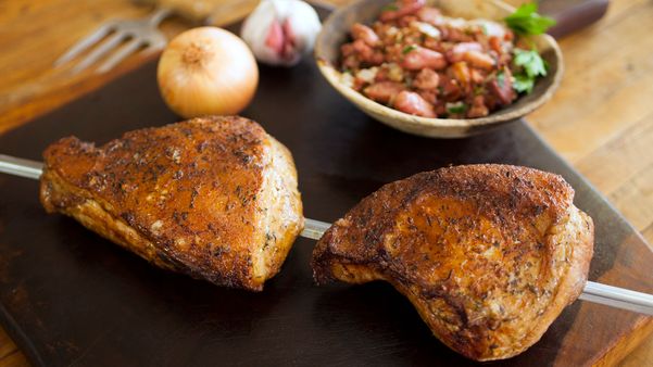 Picanha suína com paçoca de pinhão, receita de Churrasqueadas