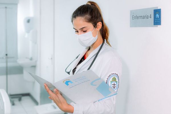 Quem procura por uma carreira médica e está interessado em ingressar na área da saúde, a Emescam está com inscrições abertas para o vestibular de medicina. 