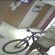 Imagem - Vídeo: homem é preso ao tentar furtar bicicleta em condomínio