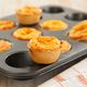 Imagem - Aprenda a preparar deliciosas empadinhas de três queijos