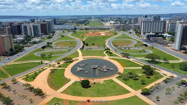 Lista de imóveis postos à venda tem 66 apartamentos funcionais, a maioria em bairros nobres da capital, e 21 terrenos, muitos dos quais em áreas centrais da cidade