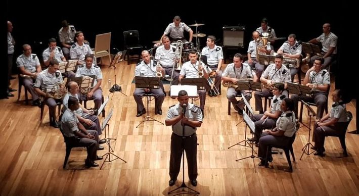 Serão duas oportunidades para oficiais e 22 para soldados músicos; candidatos deverão ter os níveis superior e médio, respectivamente