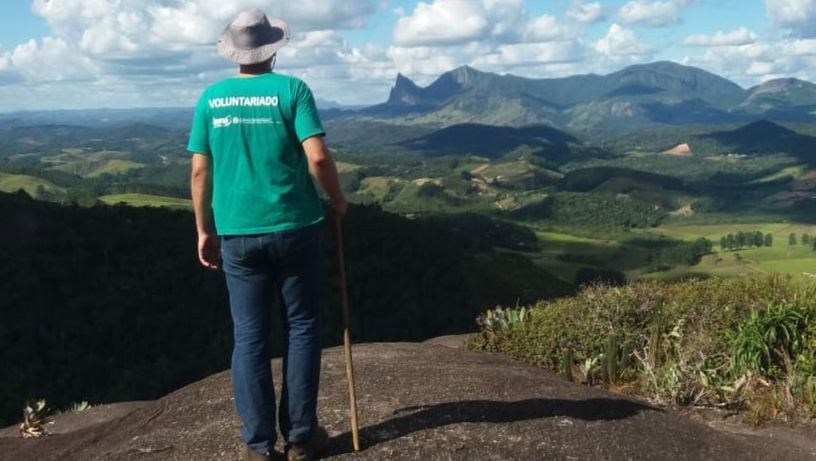 Pico do Forno Grande: Com 2.039 metros de altitude é considerado o segundo ponto mais alto do Espírito Santo